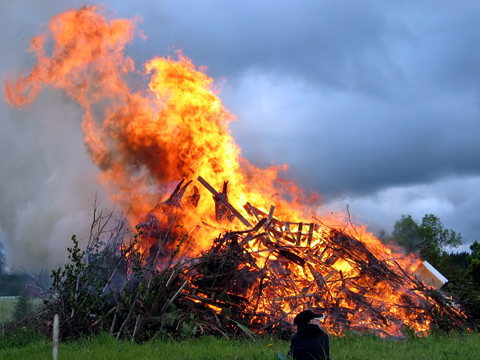 midsummer bonfire